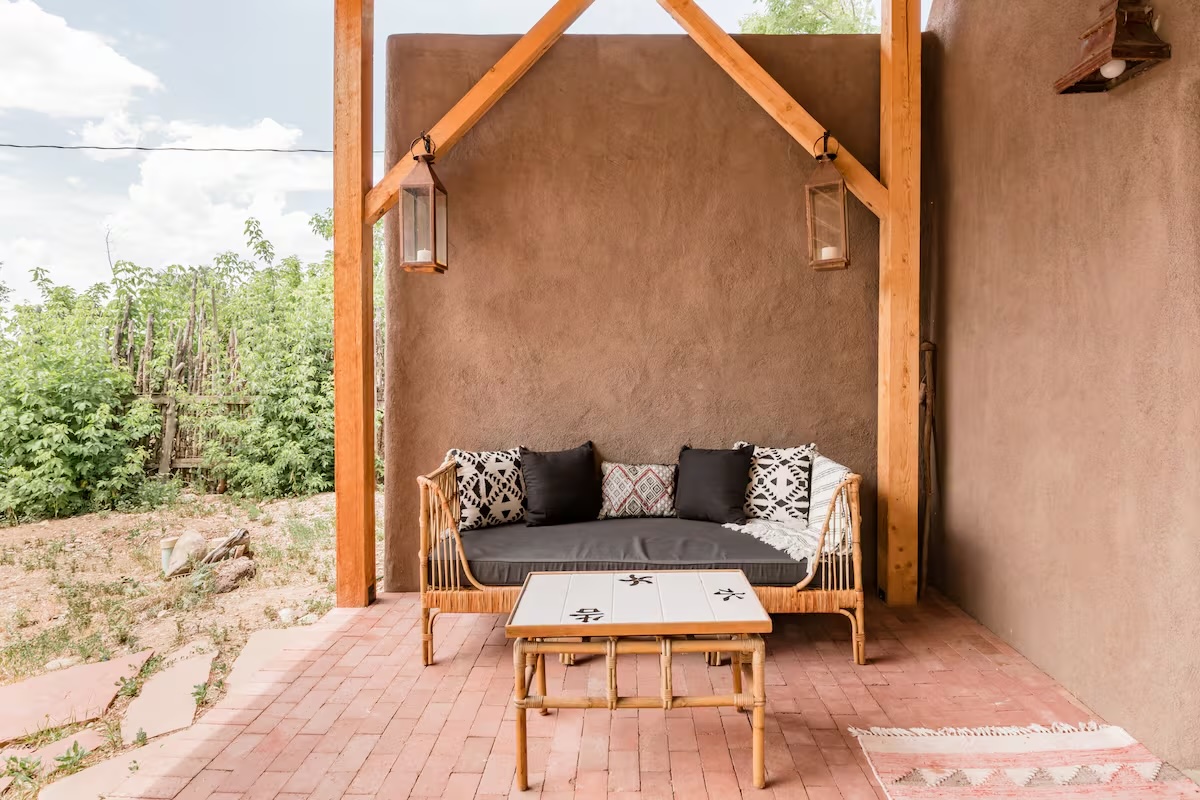 10 Adobe Airbnbs in Taos, New Mexico That Ooze Southwestern Charm